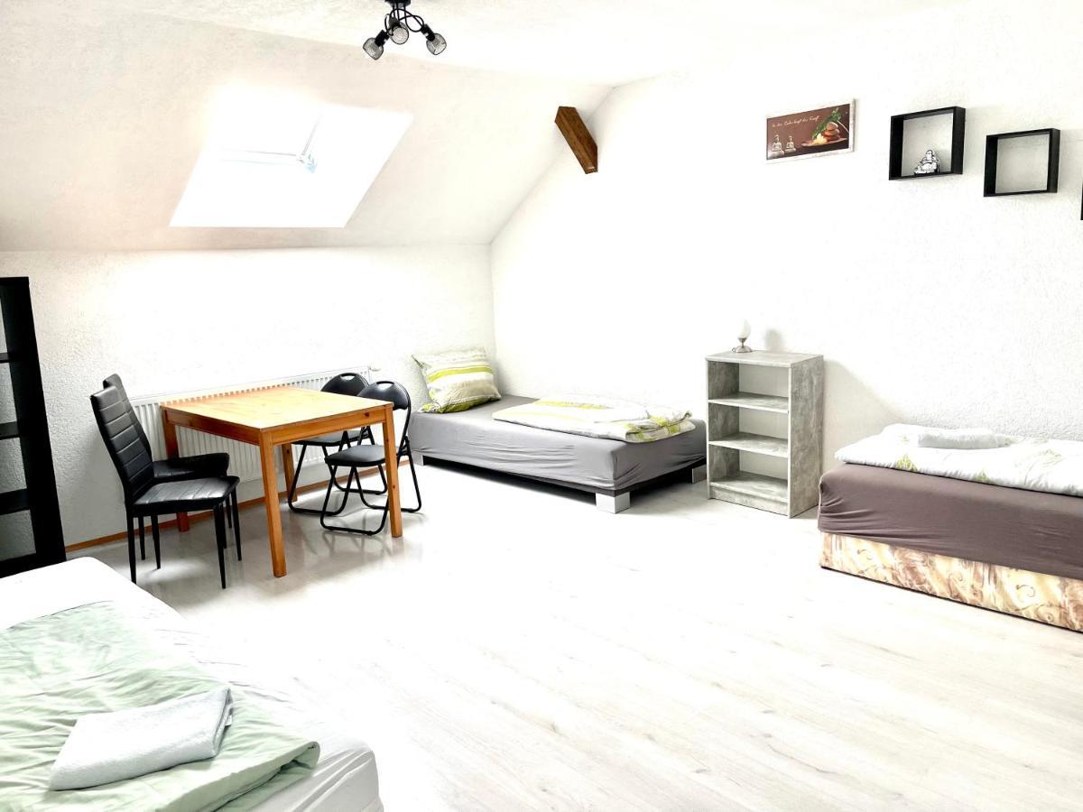 #World Monteur Apartment Schkeuditz Exterior foto